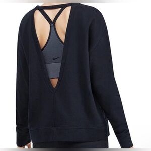 Women’s Nike Dri-Fit Open Back Training
Sweatshirt Size M